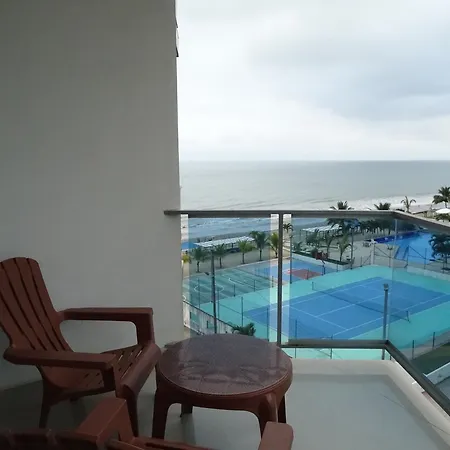 Moderno Departamento Familiar Con Vista Al Mar Y Wi-Fi Apartment Esmeraldas Exterior photo